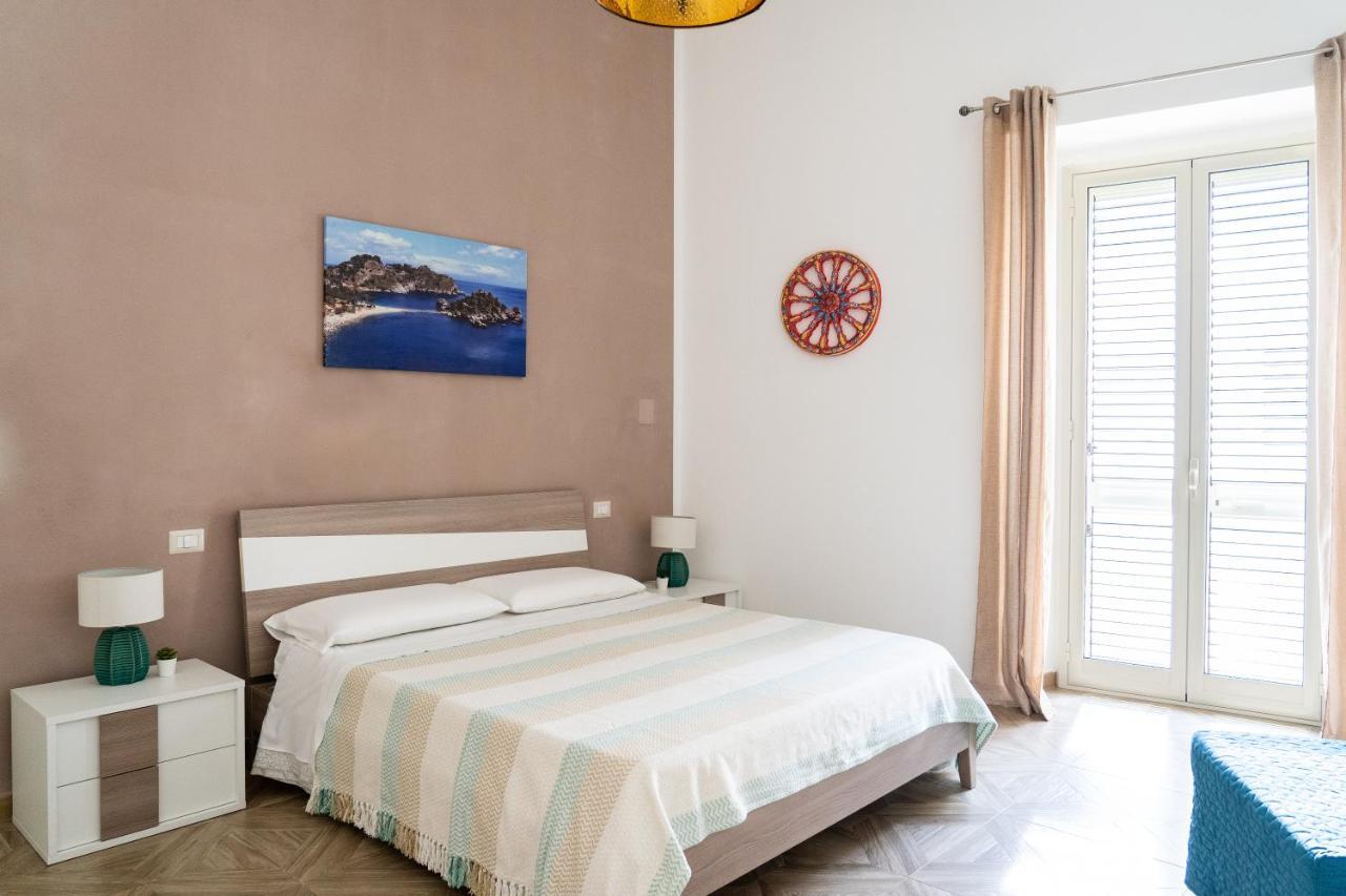 Portosalvo Rooms Santa Teresa Di Riva Extérieur photo