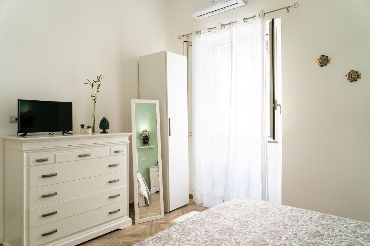 Portosalvo Rooms Santa Teresa Di Riva Extérieur photo